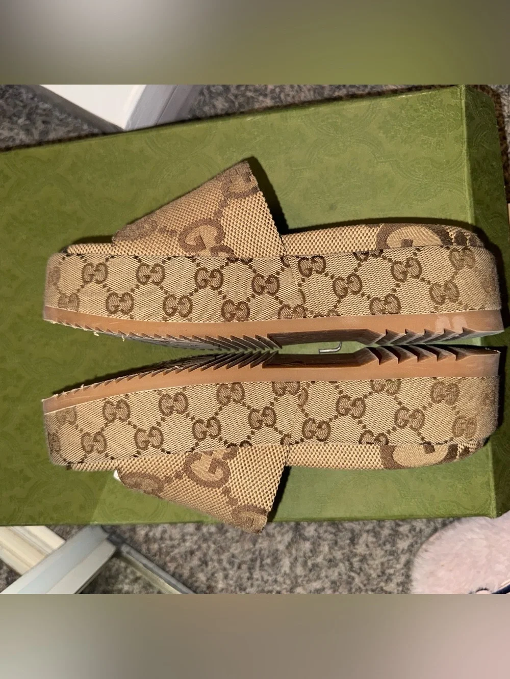 Gucci Beige GG Canvas Womens Slide Sandals